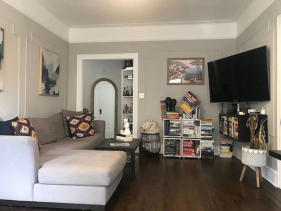 3rd image of 83-74 Talbot St #2F