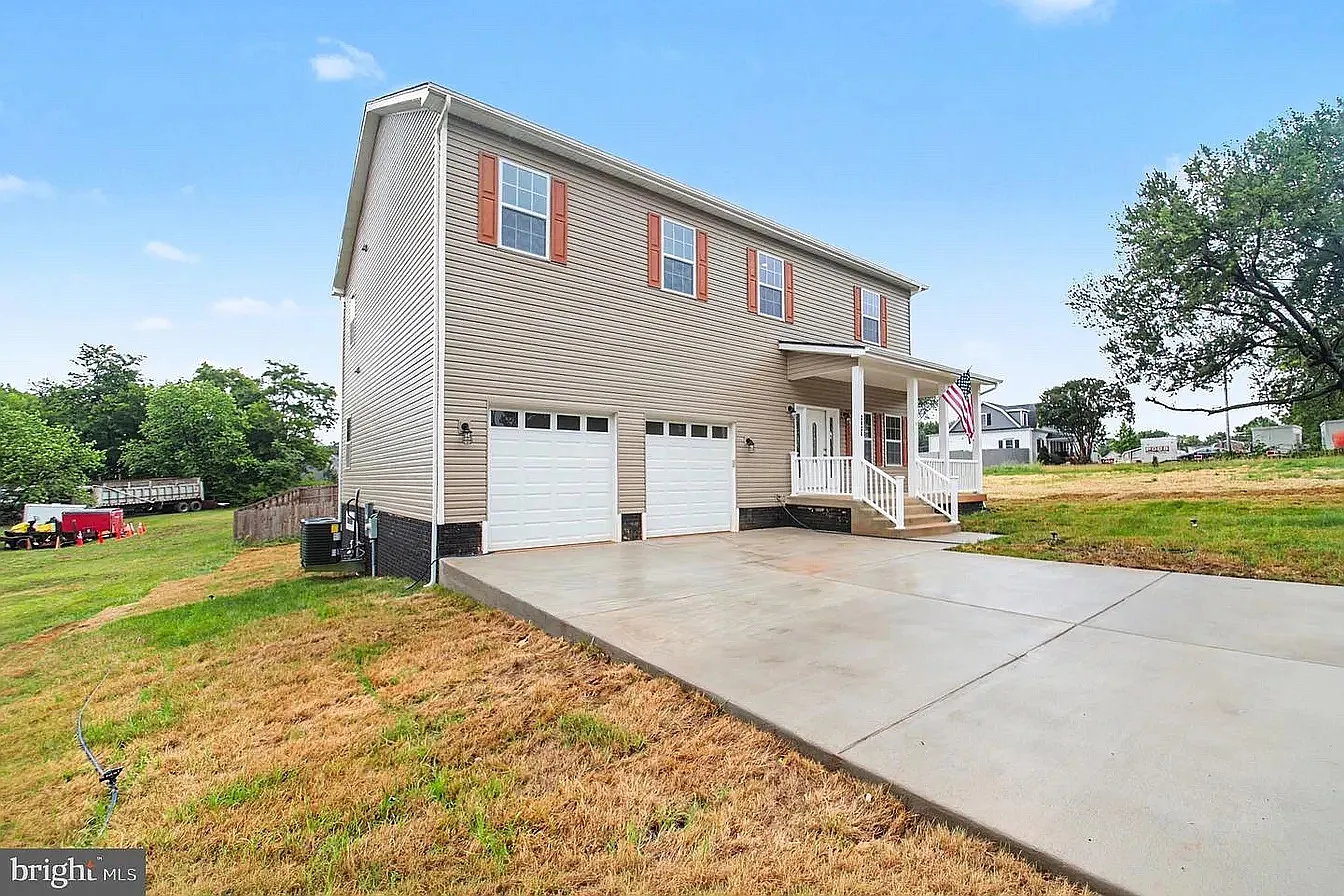 3 bed, 3604 sqft, $3,500 — Photo 3