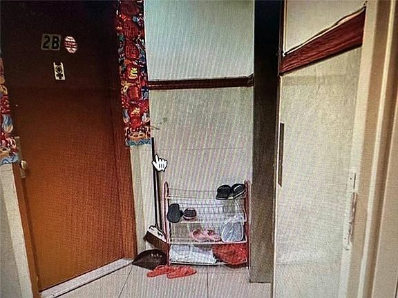 2nd image of 18 Eldridge St APT 2B