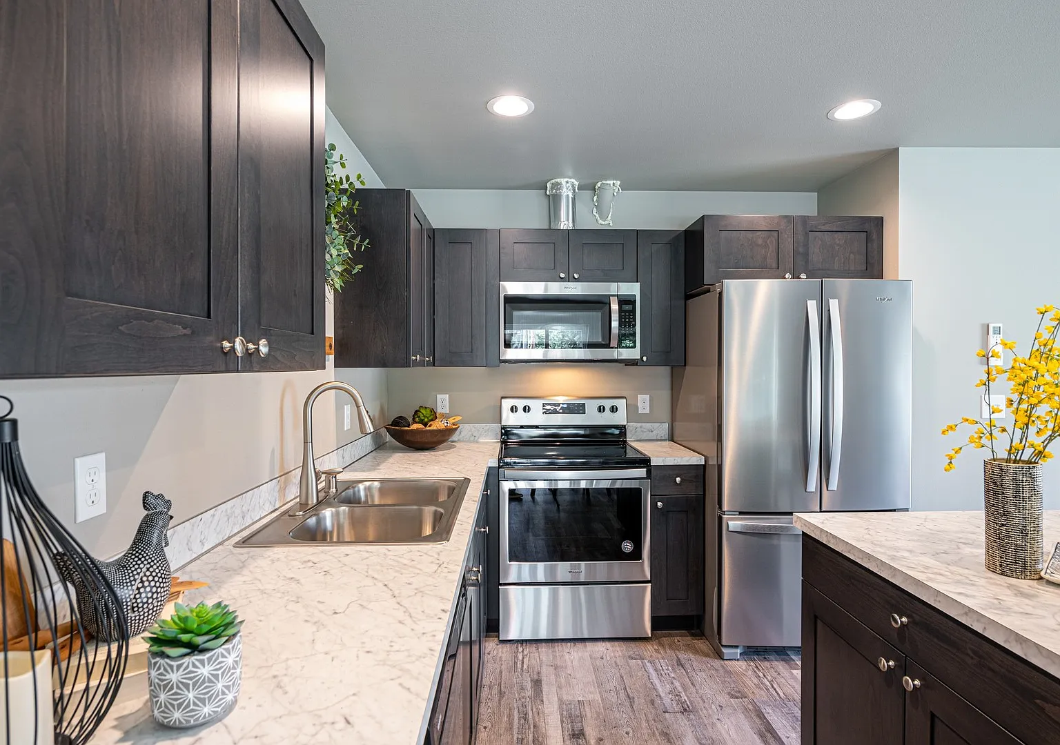 259 SE Ely St — Photo 4