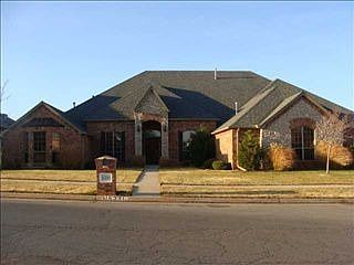 1st image of 15221 Worthington Ln