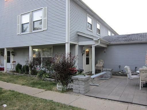 1st image of 1366 N Glen Cir APT B