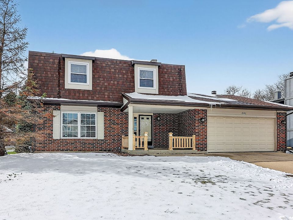 1st image of 1542 Castlewood Dr