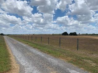 2621 Fm 539, La Vernia, TX 78121