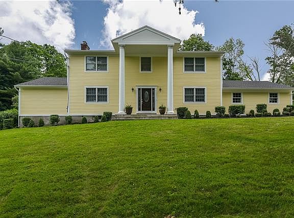 2nd image of 21 Roseholm Pl