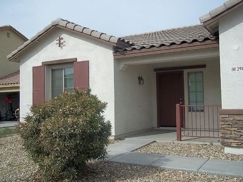 1st image of 2916 S 74th Ave