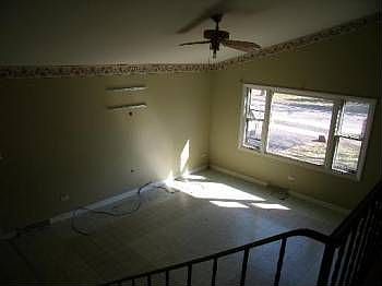 5th image of 141 E Brown St