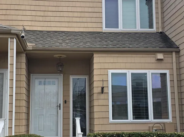 204 Market Sq #12C, Cambridge, MD 21613