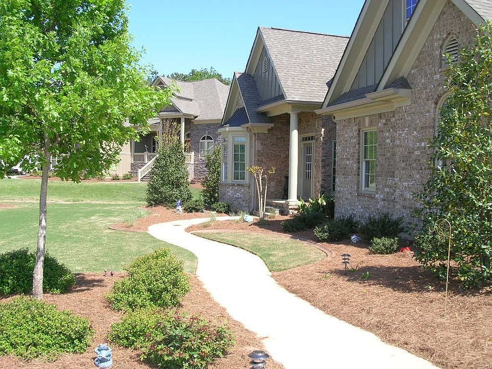 2nd image of 1160 Manor Ridge Dr