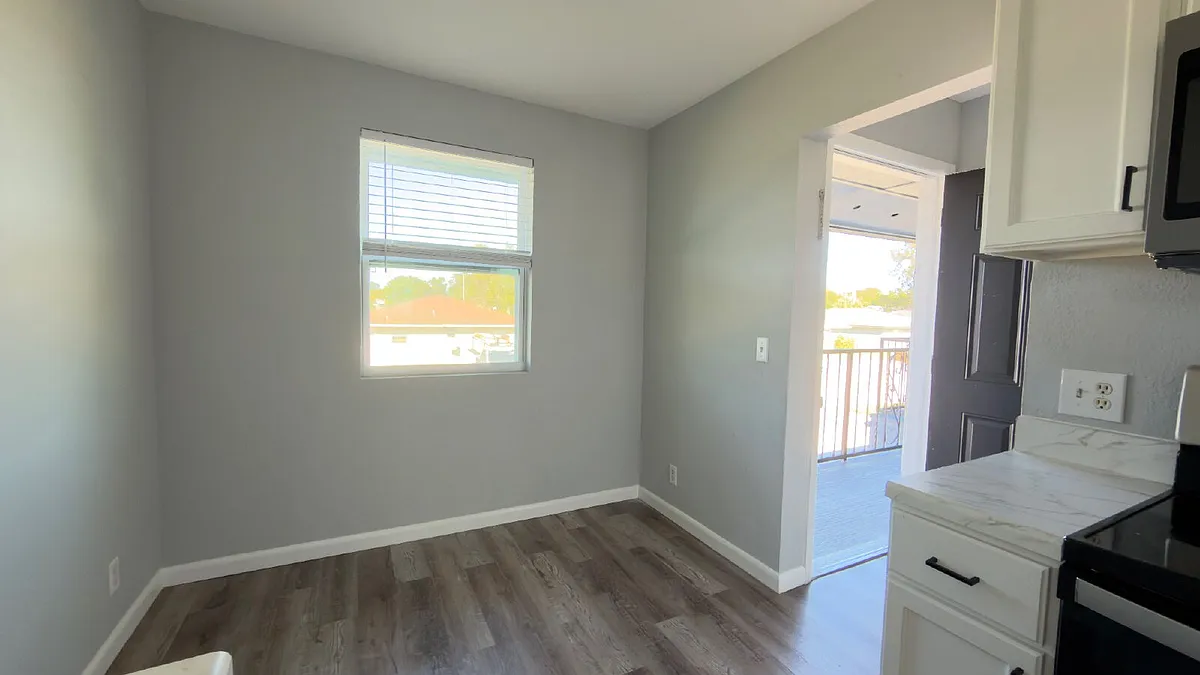 Building Photo - 4160 Barna Ave #C