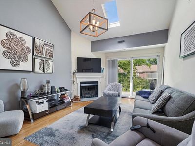 922 W Montgomery Ave #I3, Bryn Mawr, PA, 19010