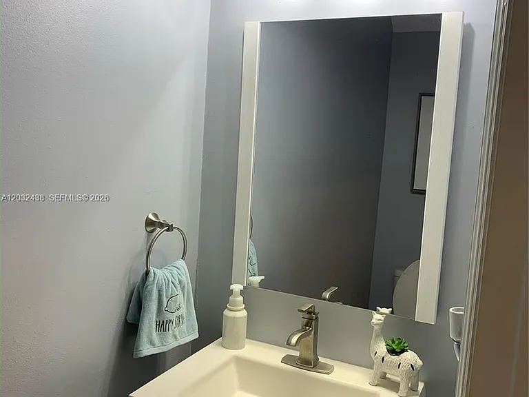 223 SW 120th Ave #0 — Photo 11