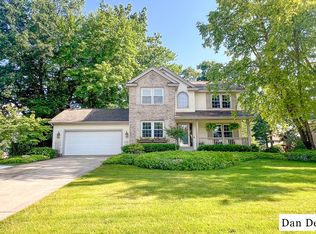 7135 Loma Linda Dr NE, Rockford, MI 49341