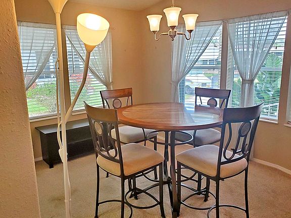 5th image of 19621 Woodfield Cir #106