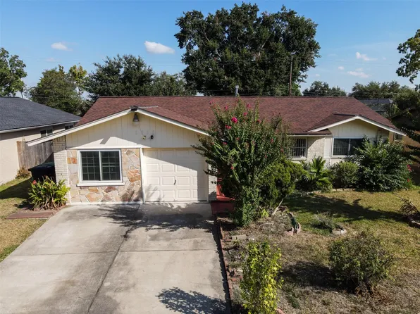 3930 Knottynold Ln, Houston, TX 77053