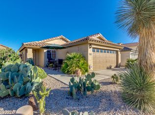 1096 E Lakeview Dr, San Tan Valley, AZ 85143