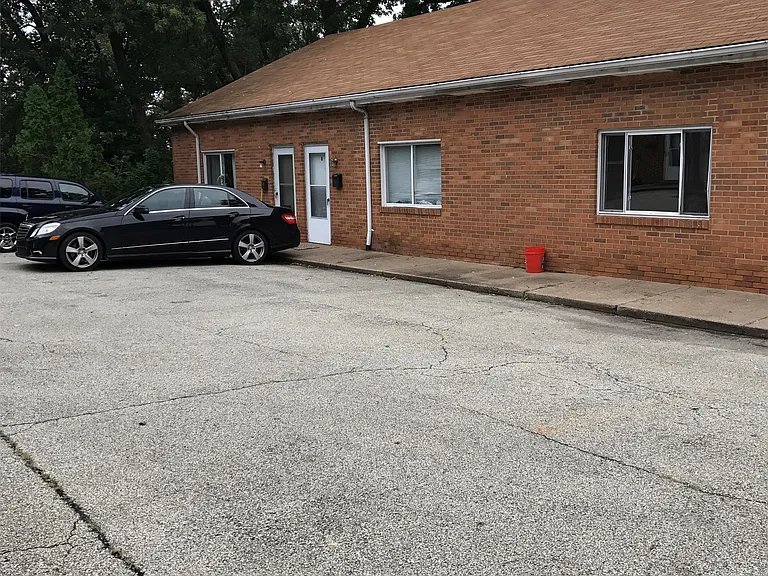 216-224 McCutcheon Ln — Photo 23