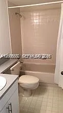 8290 Lake Dr #412 — Photo 10