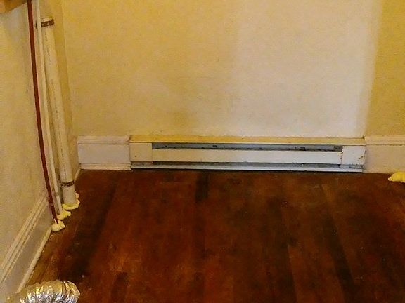 4th image of 109 Fairlawn Ave