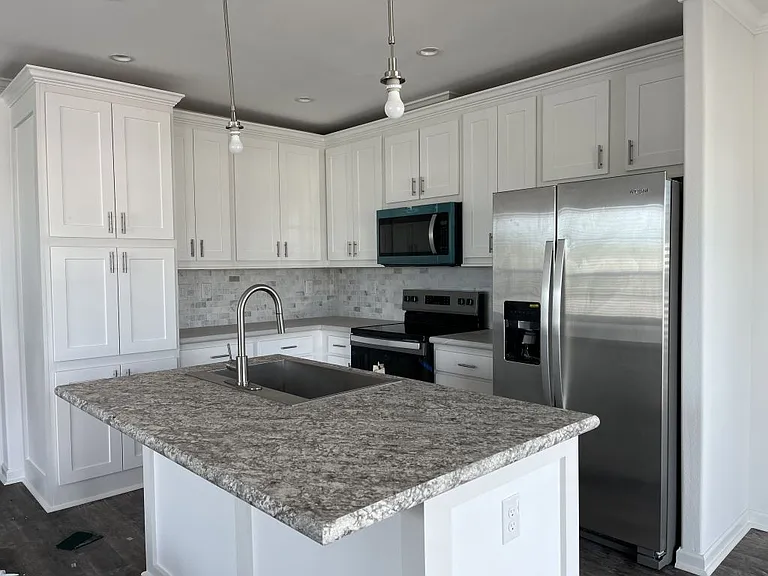 24300 Airport Rd #111 — Photo 11
