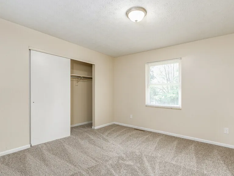 Pinecrest Village Apartments - Promotion Extended Through May 31st, 2026 — Photo 7