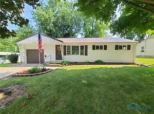 404 E Jackson St, West Unity, OH 43570