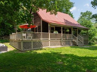 98 Bee Hole Rd, Loudon, NH 03307