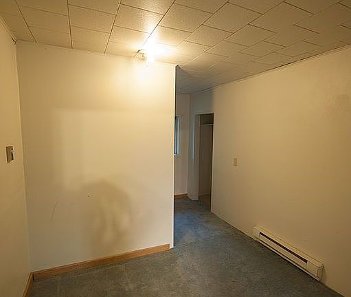 4th image of 654 Pleasant Ave