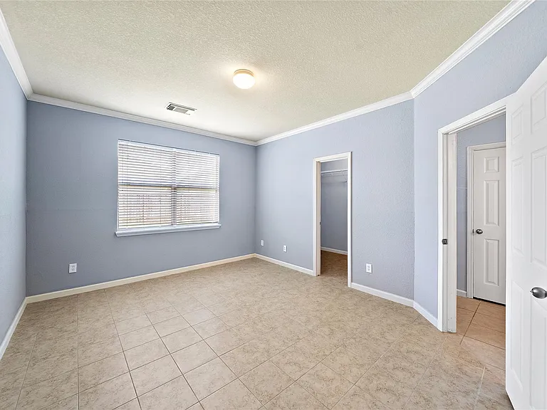 10010 Deer Track Ct — Photo 4