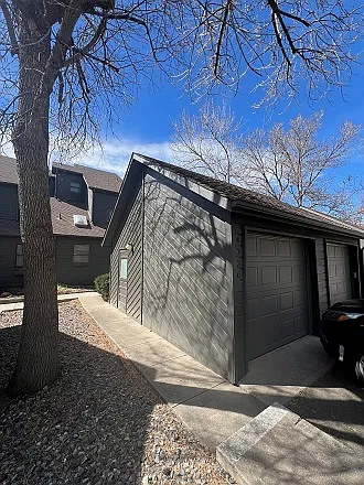 Building Photo - 4736 Edison Ln