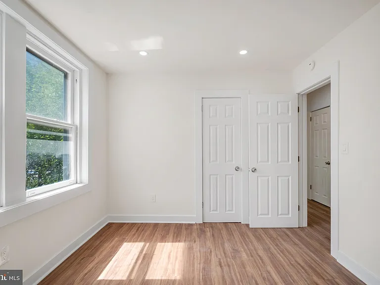 140 S Keswick Ave — Photo 9