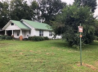 502 E G St, Russellville, AR 72801