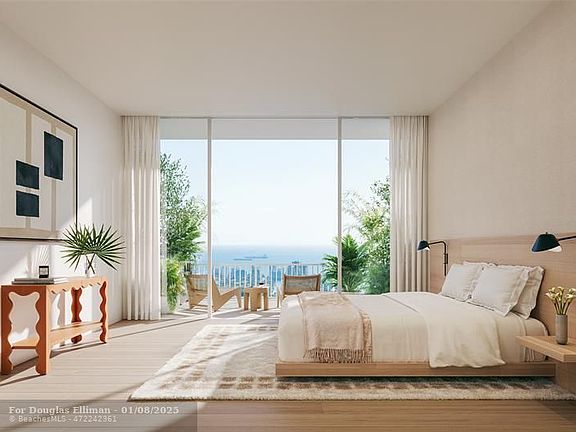 4th image of 505 NE 2nd St #14J