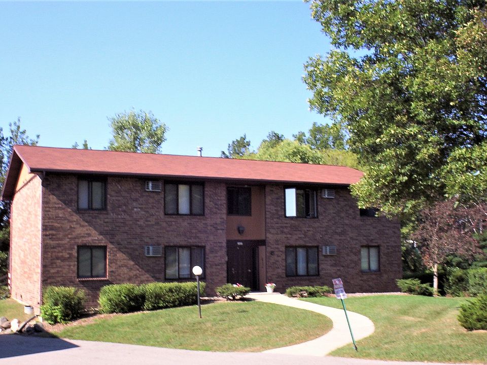 2437 Chalet Gardens Ct