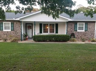 612 Old Perry Rd, Kathleen, GA 31047