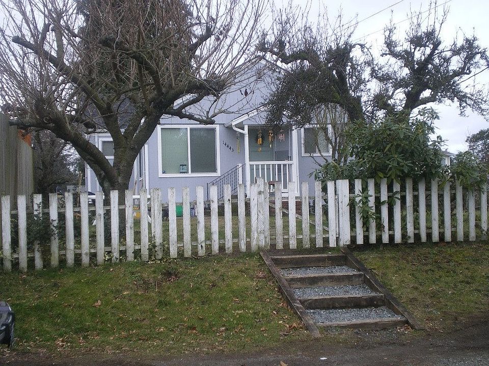 1 block off 4-lane arterial