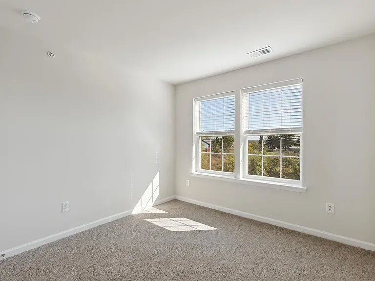 76 Fonthill Ct #38 — Photo 9