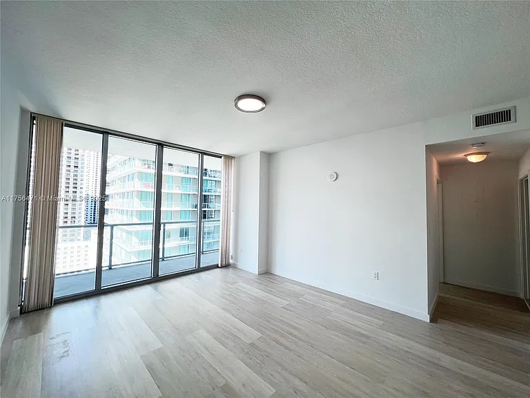 79 SW 12th St #2310 — Photo 10