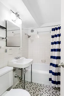 Rented by Mont Sky Real Estate | media 11