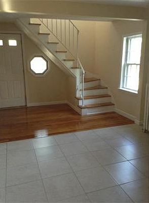2nd image of 212 Worcester St