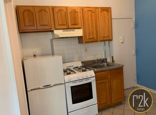 31-23 23rd Ave #2A, Astoria, NY 11105