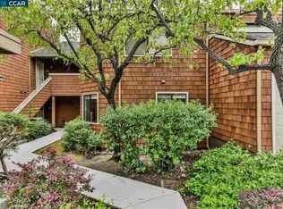 2 Royston Walk, Pleasant Hill, CA 94523