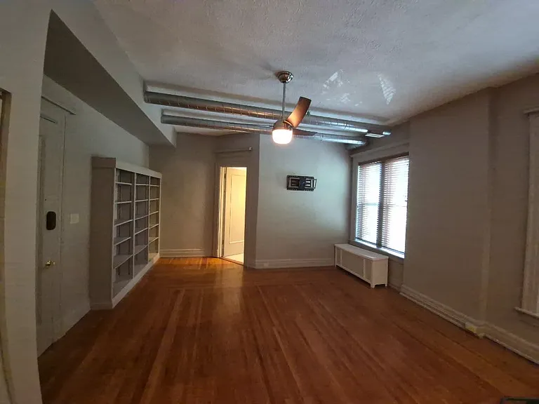 3901 Reading Rd #4 — Photo 3