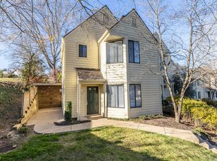 1211 Chatham Rdg, Charlottesville, VA 22901
