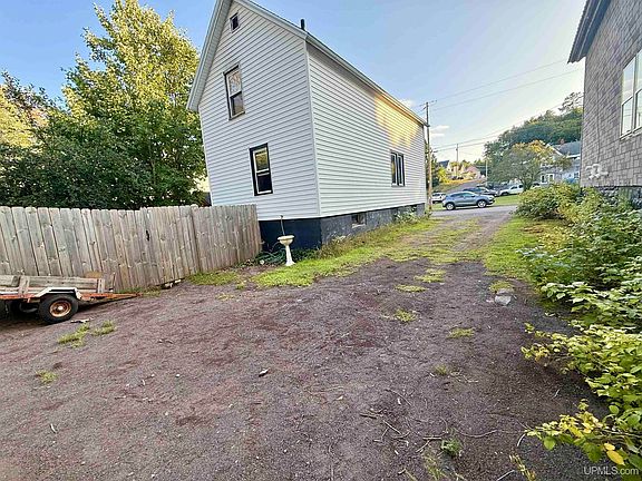 2nd image of 26810 W 12th St
