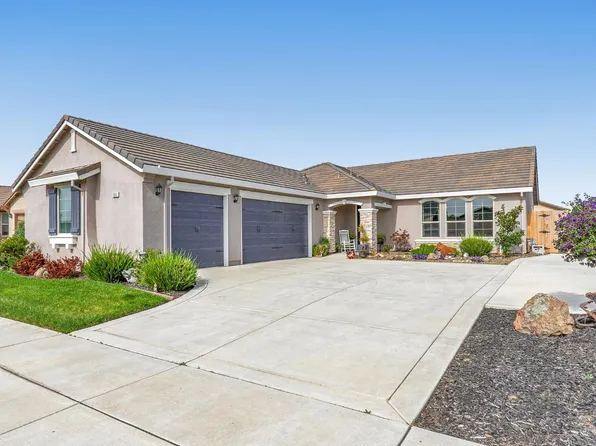 1808 Knights Ferry Dr, Plumas Lake, CA 95961