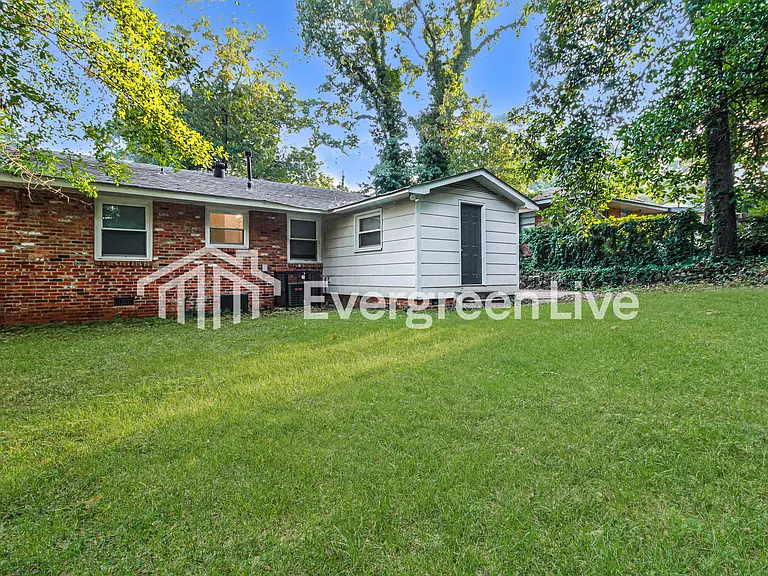 513 Forest Hills Dr — Photo 15