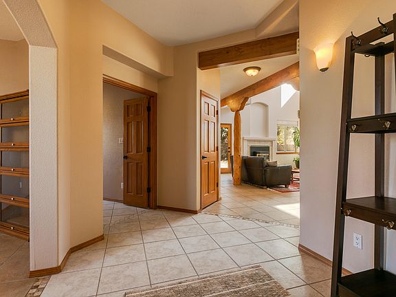 5th image of 9620 Noche Vista Dr NW