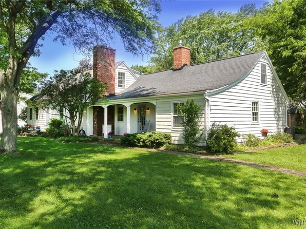 8930 Gaskin Rd, Clarence, NY 14031