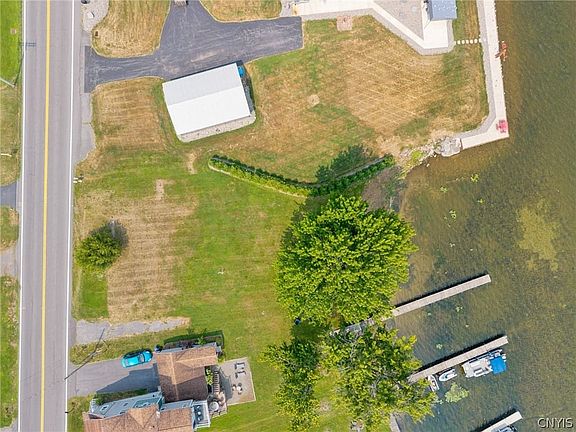 4th image of 7131 Lakeshore Rd